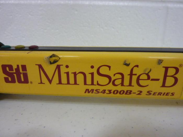 Used STI Light Curtain Transmitter MS4336B-2 Used