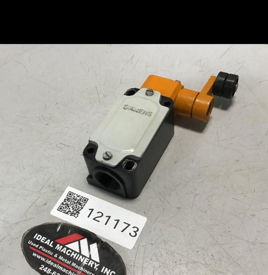 Used SIEMENS Limit Switch3 3SE3 120-1GW-Z USED