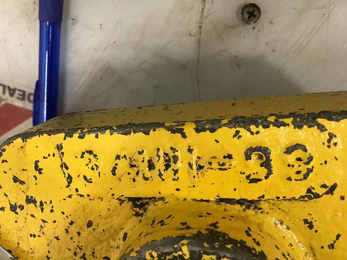 Used VAN DORN 301111-33 /ejector Box Used #142545