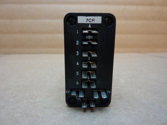 Used ALLEN BRADLEY Control Relay 1611-A11 SER A #27731