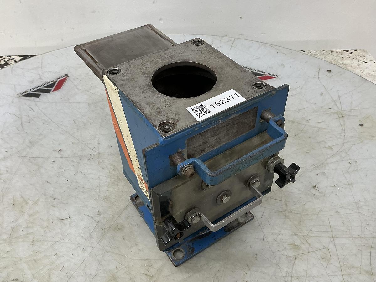 Used METAL FABRICATING NO MODEL NUMBER