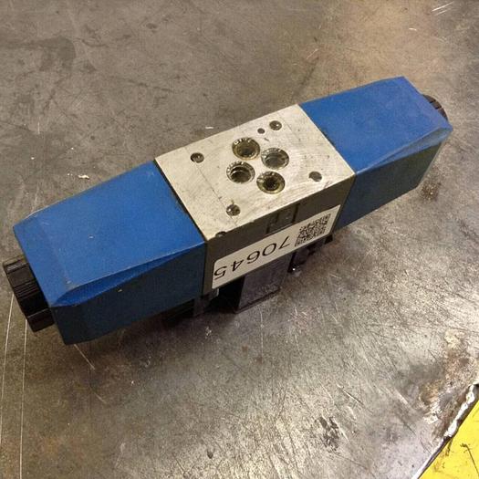 Used VICKERS Directional Control Valve DG4V36CMP7H750JA100 #70645