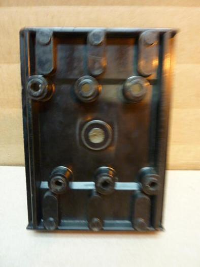 Used TAYLOR FUSE 30 Amp Fuse Block 60323 #29912