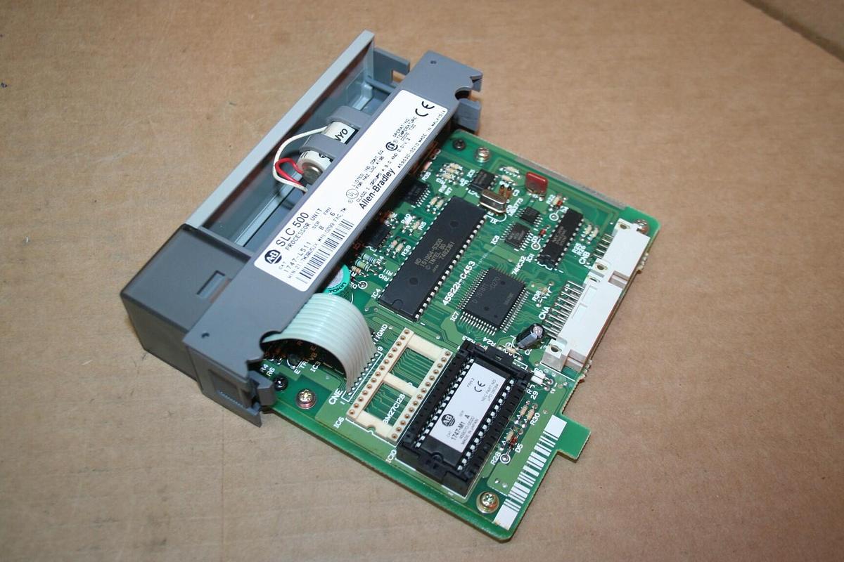 Used ALLEN BRADLEY 5/01 Processor Unit 1747-L511 SER B Used