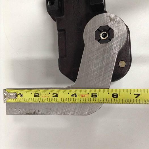 Used DESTACO Pneumatic Hold Clamp 991PMAR-025M-270B-37-44 #90043