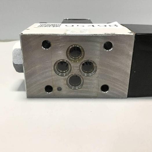 Used VICKERS Directional Control Valve DG4V32AMP7H750 #95498