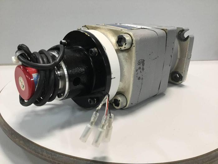 Used TOKIMEC Hydraulic Motor w/ Encoder CB-07-5PT4-30-SD-JA-S91-J #95908