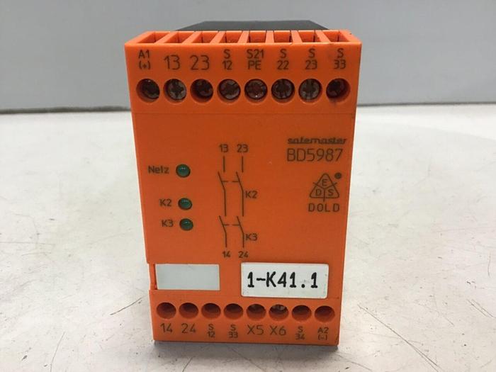 Used E DOLD & SOHNE KG Emergency Stop Module BD5987.02/001 #129529