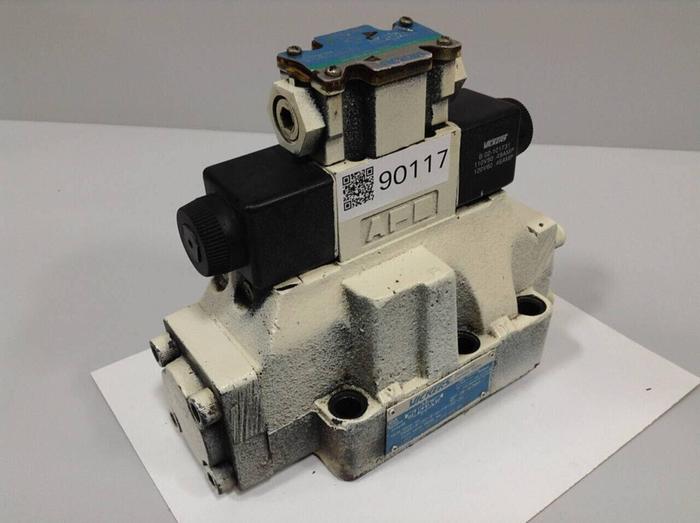 Used VICKERS Directional Control Valve DG5S8OCEMFWB530 #90117