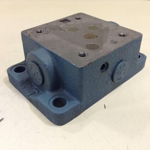DYNEX RIVETT Base Plate Manifold PSO11-3/8 #88935