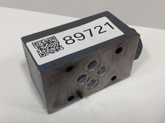 Used VICKERS Check Valve DGMDC 3 Y PK 41 #89721