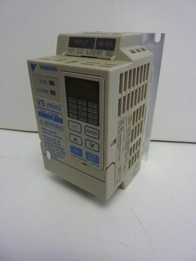 Used YASKAWA Variable Speed Drive CIMR-XCBV20P2 #8130