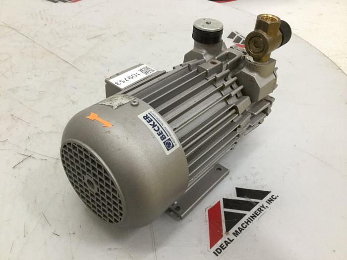 Used BECKER Vacuum Pump D71A4P #109753