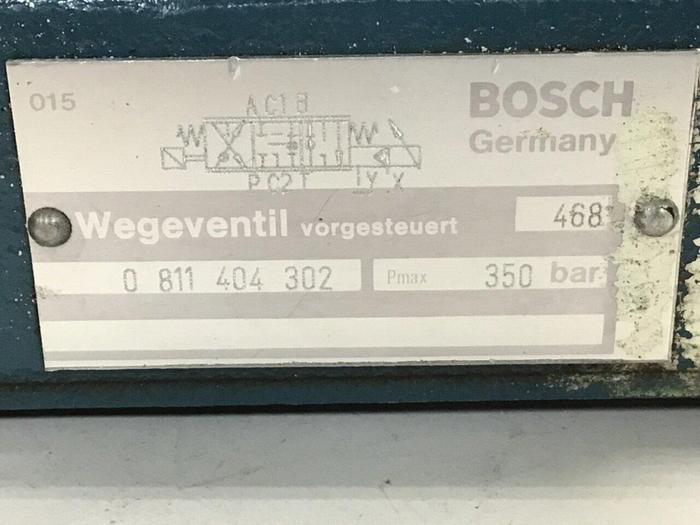 Used BOSCH Hydraulic Servo Valve 0 811 404 607 USED