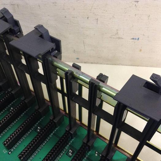 Used ALLEN BRADLEY 12 Slot I/O Chassis 1771-A3B1 SER A #69371 DNL SCRAPPED