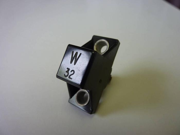 Used ALLEN BRADLEY Heater Element W32 #11904 DNL SCRAPPED