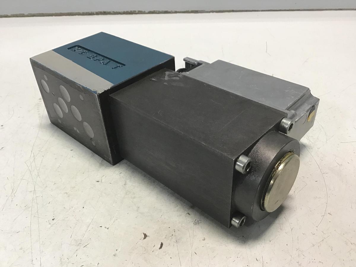 Used BOSCH 0 811 404 752