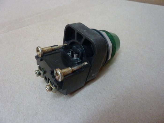 Used ALLEN BRADLEY Pilot Light 800T-P16 GREEN #30405