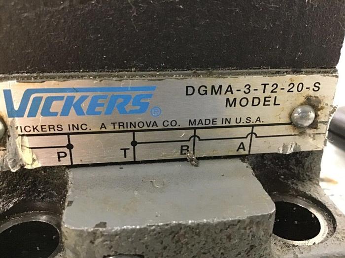 Used VICKERS Valve CVCS25D3S210S32A99AP110Z108 #141656