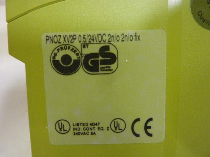 PILZ Safety Relay PNOZXV2P0.5/24VDC2N/O2N/OFLX #66603