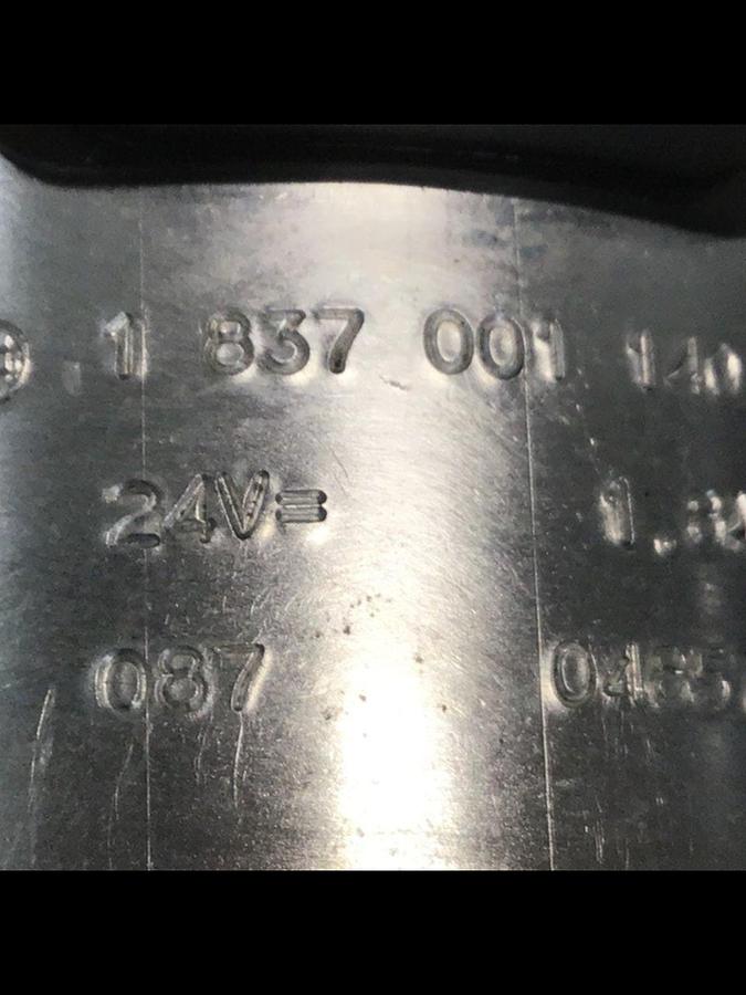 Used BOSCH Valve 0 810 001 904 Used