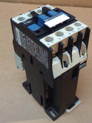 Used TELEMECANIQUE Reversing Contactor LP2D1801 #31796