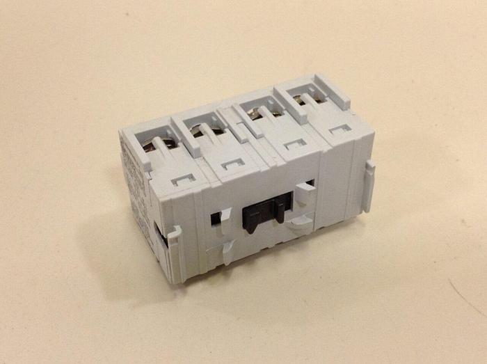 Used ALLEN BRADLEY Auxiliary Contact 195-MA22 SER A #79579