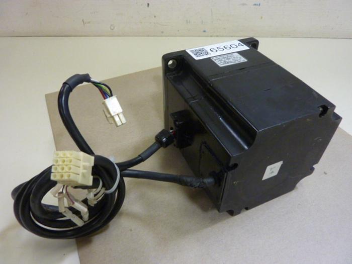 Used YASKAWA AC Servo Motor SGMP-08AWYR11 #65604