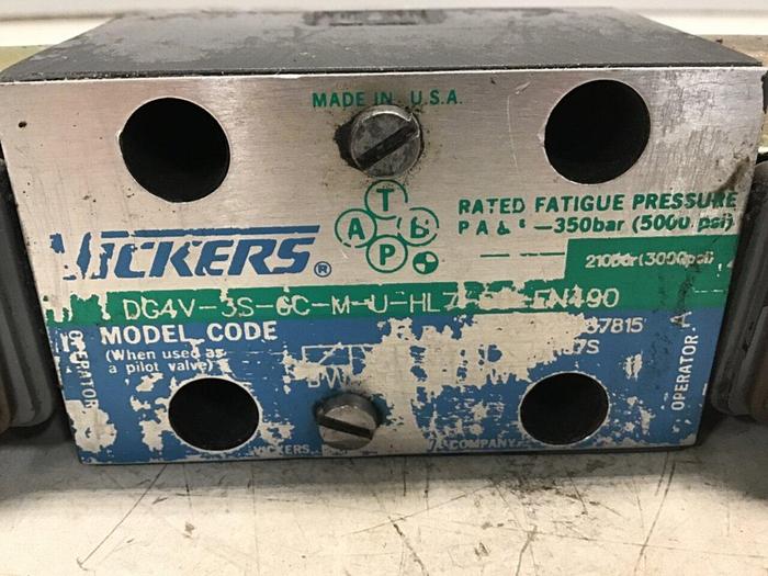 Used VICKERS Valve DG4V-3S-6C-M-U-HL7-60-EN490 Used