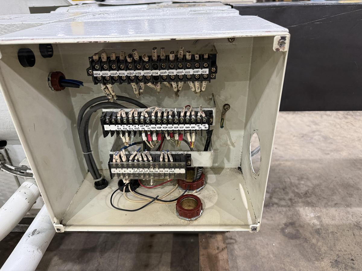 Used TOSHIBA ISF390VLW-19B INJECTION UNIT