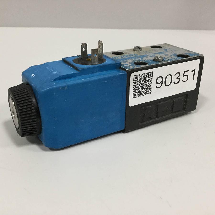 Used VICKERS Valve DG4V-3-2A-M-U-H7-60 Used