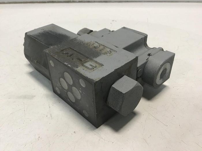 Used YUKEN Directional Valve DSG-01-2B2-D24-50251 #137541