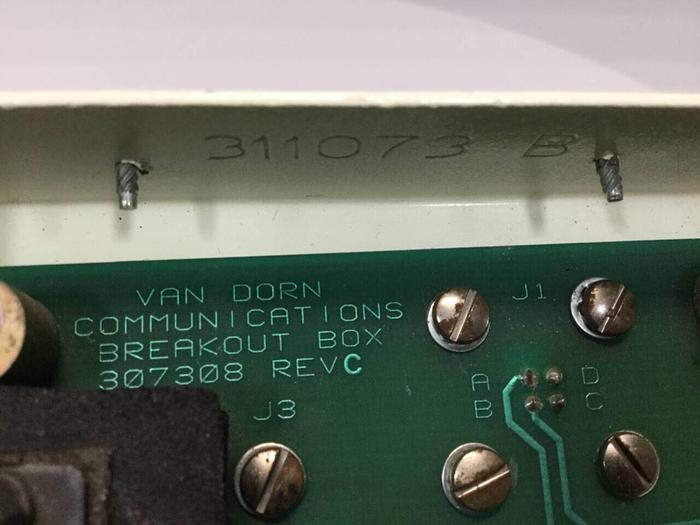Used VAN DORN Communications Breakout Box 307308 / BOX #100391