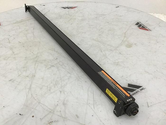 Used BANNER ENGINEERING Light Curtain Receiver MSR3624 #133681