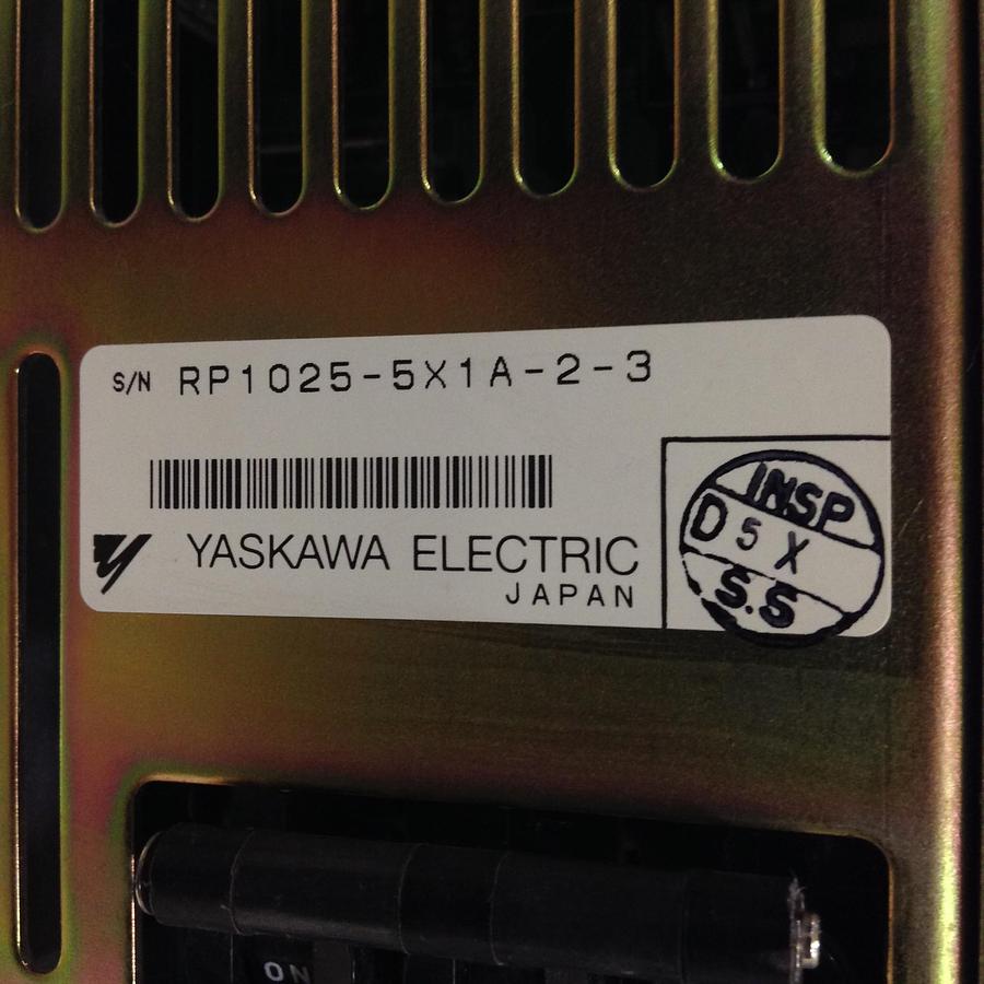 Used YASKAWA Servopack CACR-IR020202F Used