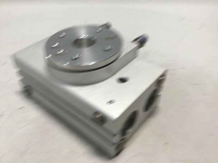 Used KOGANEI Rotary Actuator RAT10-180-SS2-21W #121022