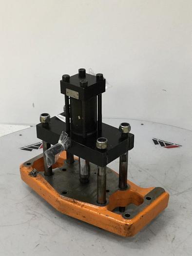 Used CINCINNATI MILACRON Ejector Box VT165-13 / EB Used