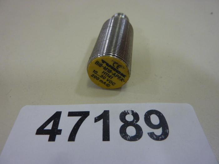 Used TURCK ELEKTRONIK Proximity Sensor BI8-M18-AP6X-H1141 #47189