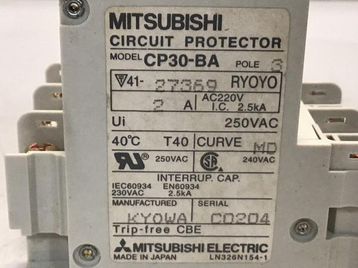 Used MITSUBISHI 2 Amp Circuit Protector CP30-BA-3P-2A #119608