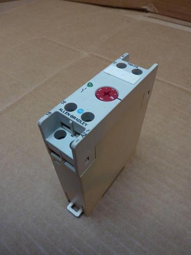 Used ALLEN BRADLEY Timing Relay 700-FS #24451