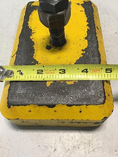 Used GENERIC Leveling Mount Pad 7 7/8 X 4 7/8 M/M #122797