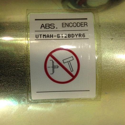 Used YASKAWA AC Servo Motor USASEM-02YRW12 Used