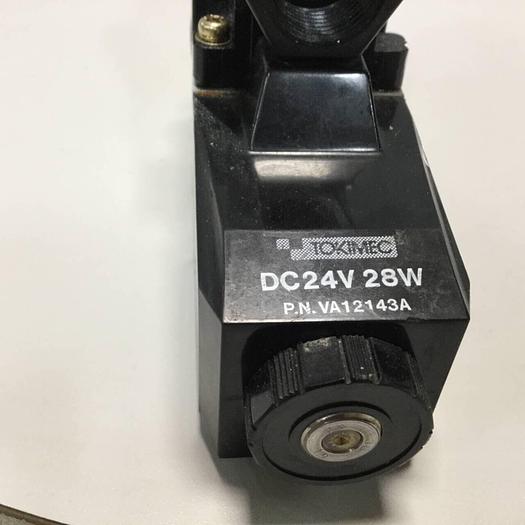 Used VICKERS Directional Control Valve DG4V32AMP7H750 #95495