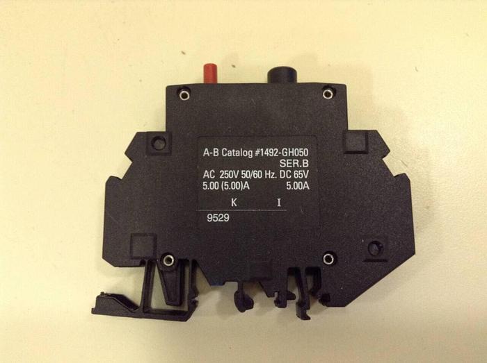 Used ALLEN BRADLEY 5 Amp Circuit Breaker 1492-GH050 SER B #79551