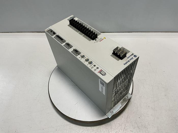 Used ALLEN BRADLEY 2098-DSD-075-SE