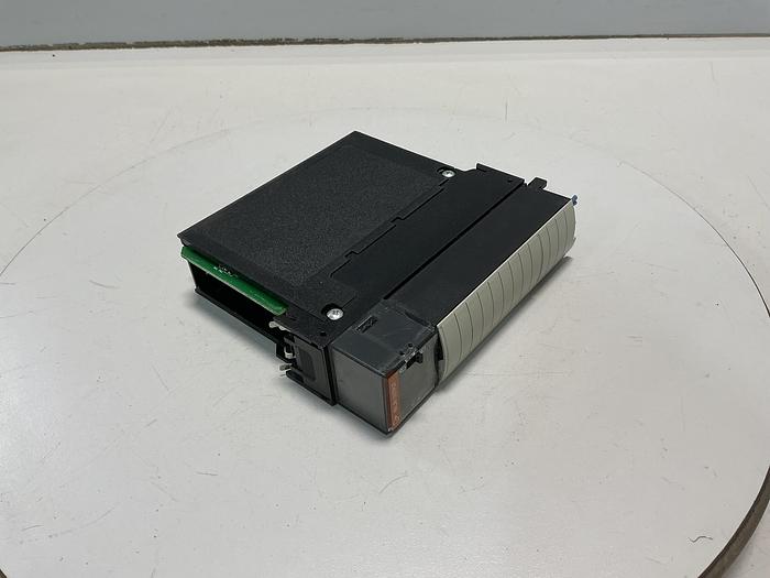 Used ALLEN BRADLEY 1756-OW16I/A
