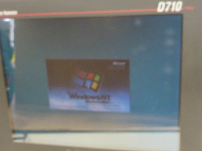 Used CUTLER HAMMER Industrial Computer D725SVP76462WNT #49556