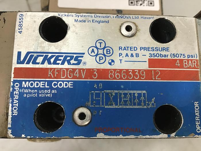 Used VICKERS KFDG5V 7 26200N X VM U1 H1 12 EN30 Valve Used #141262