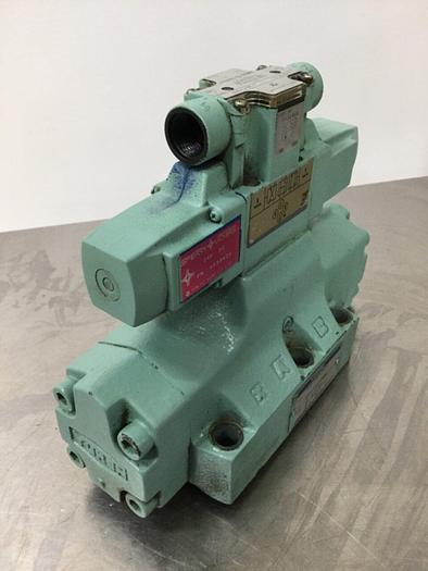 Used YUKEN Directional Valve DHG-06-3CI3-E-5045 #112029