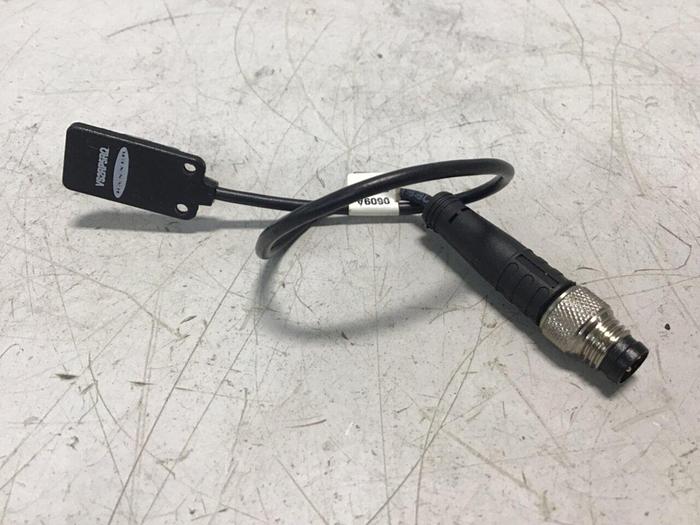 Used BANNER ENGINEERING Fiber Optic Sensor VS25EVQ #124374